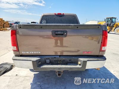 Zdjęcie 6 z 12 samochodu: 2008 GMC SIERRA C1500 VIN:2GTEC13JX81331188 - miniatura