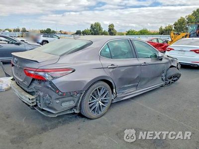 Trzecie zdjęcie samochodu z tyłu: 2021 TOYOTA CAMRY SE VIN:4T1S31AKXMU555487 - miniatura