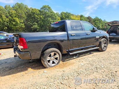 Trzecie zdjęcie samochodu z tyłu: 2017 RAM 1500 ST VIN:1C6RR7KG5HS588937 - miniatura