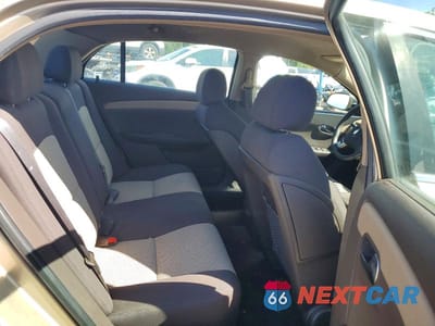 Zdjęcie 10 z 12 samochodu: 2008 CHEVROLET MALIBU LS VIN:1G1ZG57B48F174243 - miniatura