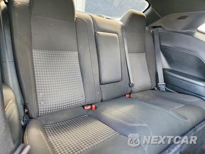 Zdjęcie 10 z 12 samochodu: 2018 DODGE CHALLENGER SXT VIN:2C3CDZAG9JH270539 - miniatura