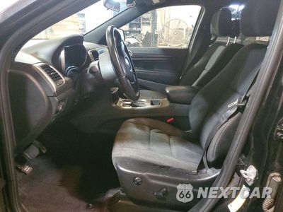 Zdjęcie 7 z 13 samochodu: 2018 JEEP GRAND CHEROKEE LAREDO VIN:1C4RJEAG8JC412261 - miniatura