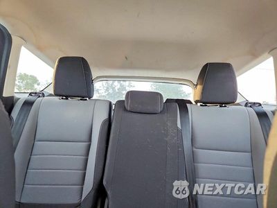 Zdjęcie 10 z 13 samochodu: 2017 FORD ESCAPE S VIN:1FMCU0F79HUD57005 - miniatura