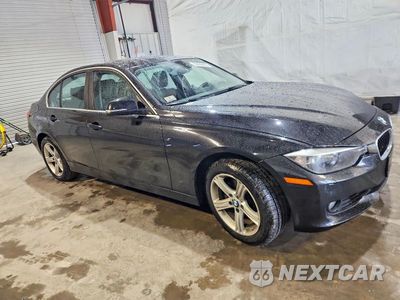 Czwarte zdjęcie samochodu z boku: 2015 BMW 328 XI SULEV VIN:WBA3B5C5XFF959713 - miniatura