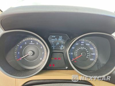 Zdjęcie 9 z 13 samochodu: 2013 HYUNDAI ELANTRA GLS VIN:5NPDH4AE1DH317628 - miniatura