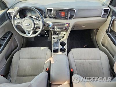 Zdjęcie 8 z 13 samochodu: 2017 KIA SPORTAGE LX VIN:KNDPMCAC2H7167086 - miniatura