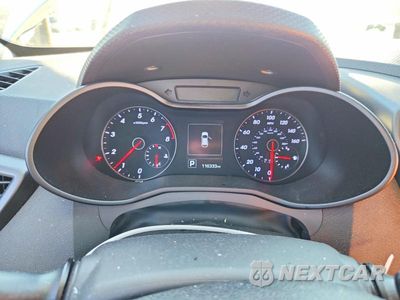 Zdjęcie 9 z 12 samochodu: 2016 HYUNDAI VELOSTER TURBO VIN:KMHTC6AE5GU275377 - miniatura
