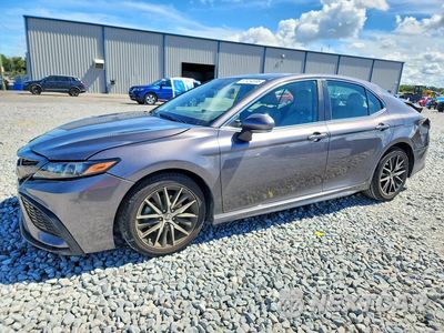 2024 TOYOTA CAMRY SE 4T1G11AK5RU869938 - główne zdjęcie licytacji z USA - miniatura