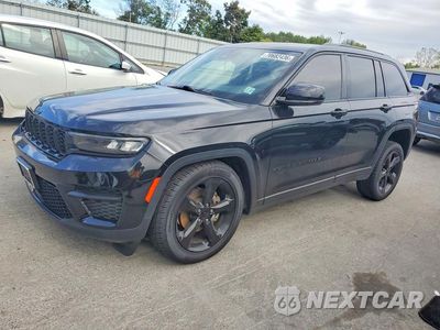 2022 JEEP GRAND CHEROKEE LAREDO 1C4RJHAG1N8572413 - główne zdjęcie licytacji z USA - miniatura