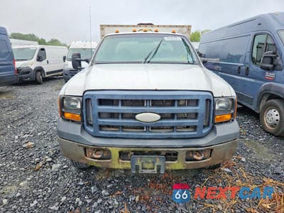 Piąte zdjęcie samochodu w środku: 2006 FORD F350 SUPER DUTY VIN:1FDWX37P46EB26878 - miniatura