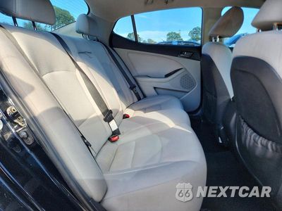 Zdjęcie 10 z 12 samochodu: 2013 KIA OPTIMA LX VIN:5XXGM4A74DG195305 - miniatura