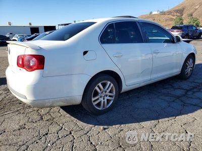 Trzecie zdjęcie samochodu z tyłu: 2007 VOLKSWAGEN JETTA WOLFSBURG VIN:3VWEG71K57M115790 - miniatura