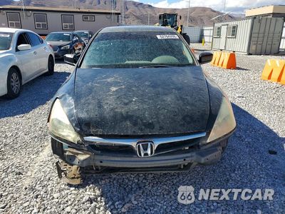 Piąte zdjęcie samochodu w środku: 2007 HONDA ACCORD EX VIN:1HGCM66537A012088 - miniatura