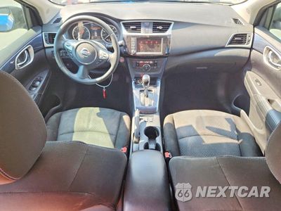 Zdjęcie 8 z 12 samochodu: 2019 NISSAN SENTRA SR VIN:3N1AB7AP2KY203020 - miniatura