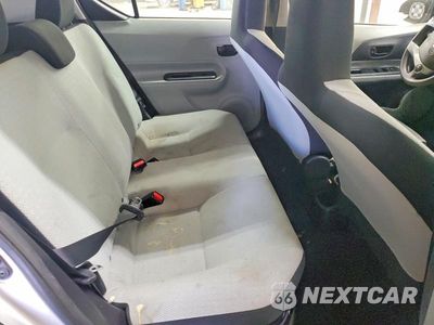 Zdjęcie 10 z 12 samochodu: 2014 TOYOTA PRIUS C ONE VIN:JTDKDTB33E1564152 - miniatura