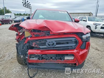 Piąte zdjęcie samochodu w środku: 2025 TOYOTA TACOMA SR5 VIN:3TYLB5JN7ST082313 - miniatura