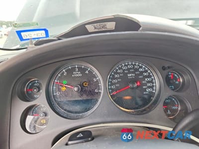 Zdjęcie 9 z 13 samochodu: 2007 CHEVROLET SUBURBAN C1500 VIN:3GNFC16J17G106221 - miniatura