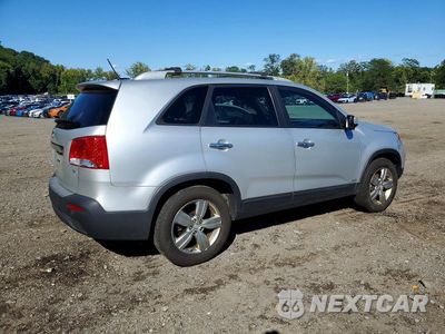 Trzecie zdjęcie samochodu z tyłu: 2012 KIA SORENTO EX VIN:5XYKUCA61CG263579 - miniatura