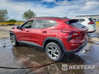 Drugie zdjęcie samochodu z przodu: 2025 CHEVROLET TRAX 1LT VIN:KL77LHEP3SC283213 - miniatura