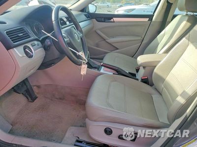 Zdjęcie 7 z 12 samochodu: 2012 VOLKSWAGEN PASSAT SE VIN:1VWBN7A39CC046258 - miniatura