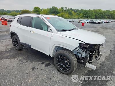 Czwarte zdjęcie samochodu z boku: 2022 JEEP COMPASS LATITUDE LUX VIN:3C4NJDFB5NT125931 - miniatura