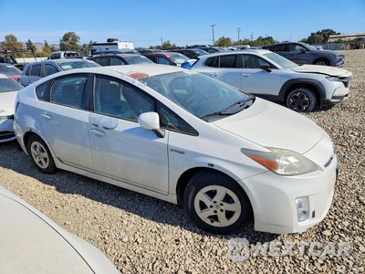 Czwarte zdjęcie samochodu z boku: 2010 TOYOTA PRIUS II VIN:JTDKN3DU2A0095042 - miniatura