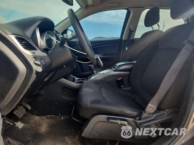 Zdjęcie 7 z 13 samochodu: 2019 DODGE JOURNEY SE VIN:3C4PDCBB2KT862046 - miniatura