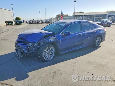 2018 TOYOTA CAMRY XLE 4T1B11HK1JU540951 - główne zdjęcie licytacji z USA - miniatura