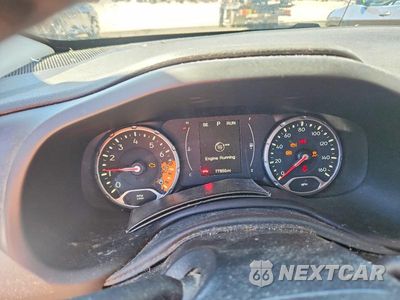 Zdjęcie 9 z 13 samochodu: 2016 JEEP RENEGADE LATITUDE VIN:ZACCJBBT4GPE34908 - miniatura