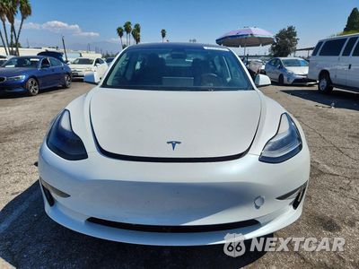 Piąte zdjęcie samochodu w środku: 2023 TESLA MODEL 3 VIN:5YJ3E1EA2PF612041 - miniatura