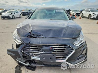 Piąte zdjęcie samochodu w środku: 2018 HYUNDAI SONATA SE VIN:5NPE24AF2JH648356 - miniatura