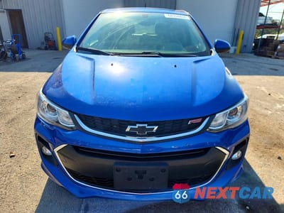 Piąte zdjęcie samochodu w środku: 2019 CHEVROLET SONIC LT VIN:1G1JD6SB9K4110446 - miniatura