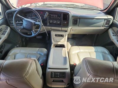 Zdjęcie 8 z 14 samochodu: 2002 CHEVROLET TAHOE C1500 VIN:1GNEC13Z82R238620 - miniatura