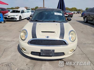 Piąte zdjęcie samochodu w środku: 2010 MINI COOPER S VIN:WMWMF7C53ATX43667 - miniatura