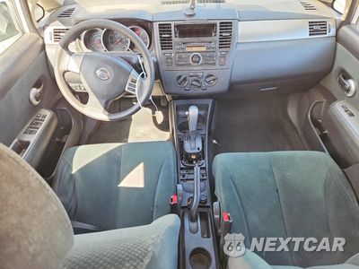 Zdjęcie 8 z 13 samochodu: 2012 NISSAN VERSA 1.8 S VIN:3N1BC1CP9CK237519 - miniatura