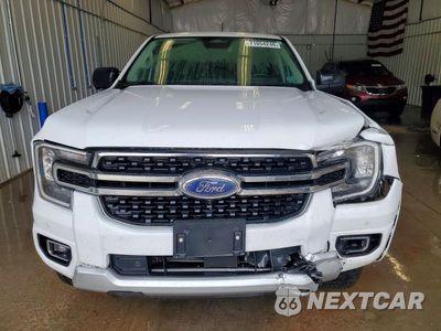Piąte zdjęcie samochodu w środku: 2024 FORD RANGER XLT VIN:1FTER4HH0RLE36131 - miniatura