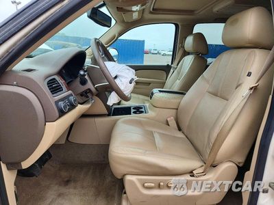 Zdjęcie 7 z 13 samochodu: 2013 GMC YUKON XL K1500 SLT VIN:1GKS2KE76DR356057 - miniatura