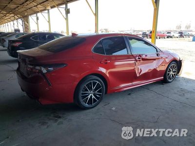 Trzecie zdjęcie samochodu z tyłu: 2021 TOYOTA CAMRY SE VIN:4T1G11AK9MU412588 - miniatura