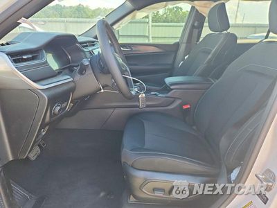 Zdjęcie 7 z 13 samochodu: 2025 JEEP GRAND CHEROKEE L LAREDO VIN:1C4RJJAG4S8687400 - miniatura
