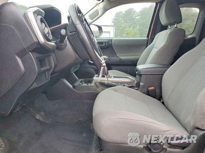 Zdjęcie 7 z 12 samochodu: 2016 TOYOTA TACOMA SR5 V6 VIN:5TFSZ5ANXGX023292 - miniatura