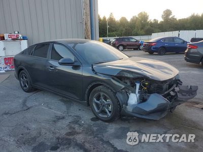 Czwarte zdjęcie samochodu z boku: 2025 KIA K4 LXS VIN:3KPFT4DE9SE014276 - miniatura