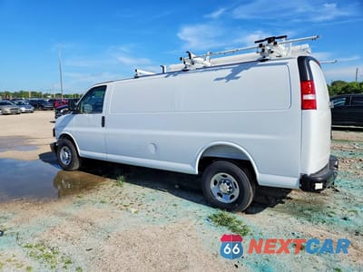 Drugie zdjęcie samochodu z przodu: 2025 CHEVROLET EXPRESS G2500 VIN:1GCWGBFP0S1273720 - miniatura