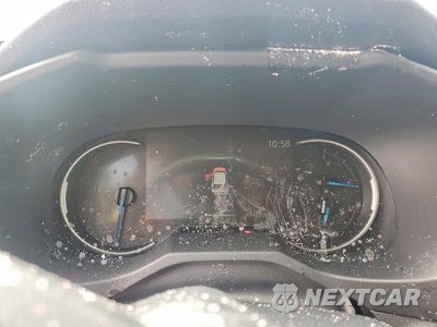 Zdjęcie 9 z 13 samochodu: 2025 TOYOTA RAV4 HYBRID XLE VIN:JTMRWRFV9SJ075080 - miniatura