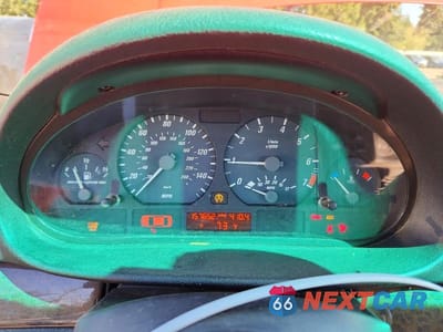 Zdjęcie 9 z 12 samochodu: 2002 BMW 325 CI VIN:WBABS33422JY42738 - miniatura