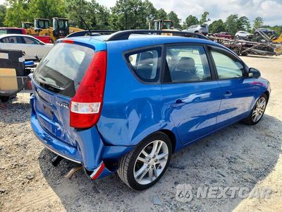 Trzecie zdjęcie samochodu z tyłu: 2010 HYUNDAI ELANTRA TOURING SE VIN:KMHDC8AE8AU060003 - miniatura