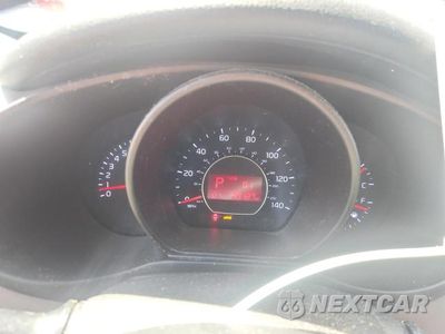 Zdjęcie 9 z 13 samochodu: 2015 KIA SOUL BASE VIN:KNDJN2A28F7160838 - miniatura