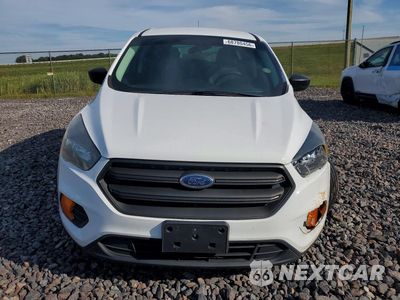 Piąte zdjęcie samochodu w środku: 2018 FORD ESCAPE S VIN:1FMCU0F71JUA24237 - miniatura