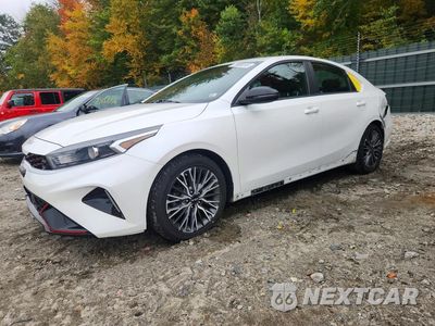 2022 KIA FORTE GT LINE 3KPF54AD8NE512205 - główne zdjęcie licytacji z USA - miniatura