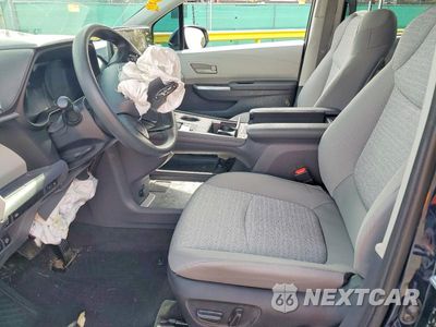 Zdjęcie 7 z 12 samochodu: 2024 TOYOTA SIENNA LE VIN:5TDKSKFC6RS147840 - miniatura