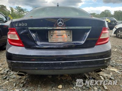 Zdjęcie 6 z 12 samochodu: 2011 MERCEDES-BENZ C 300 VIN:WDDGF5EB8BF632187 - miniatura